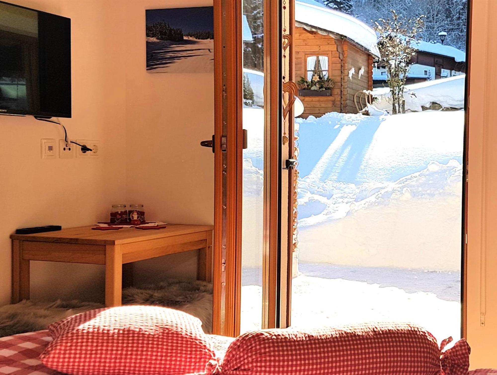 Appartement Bergtraeume Haus im Ennstal Luaran gambar