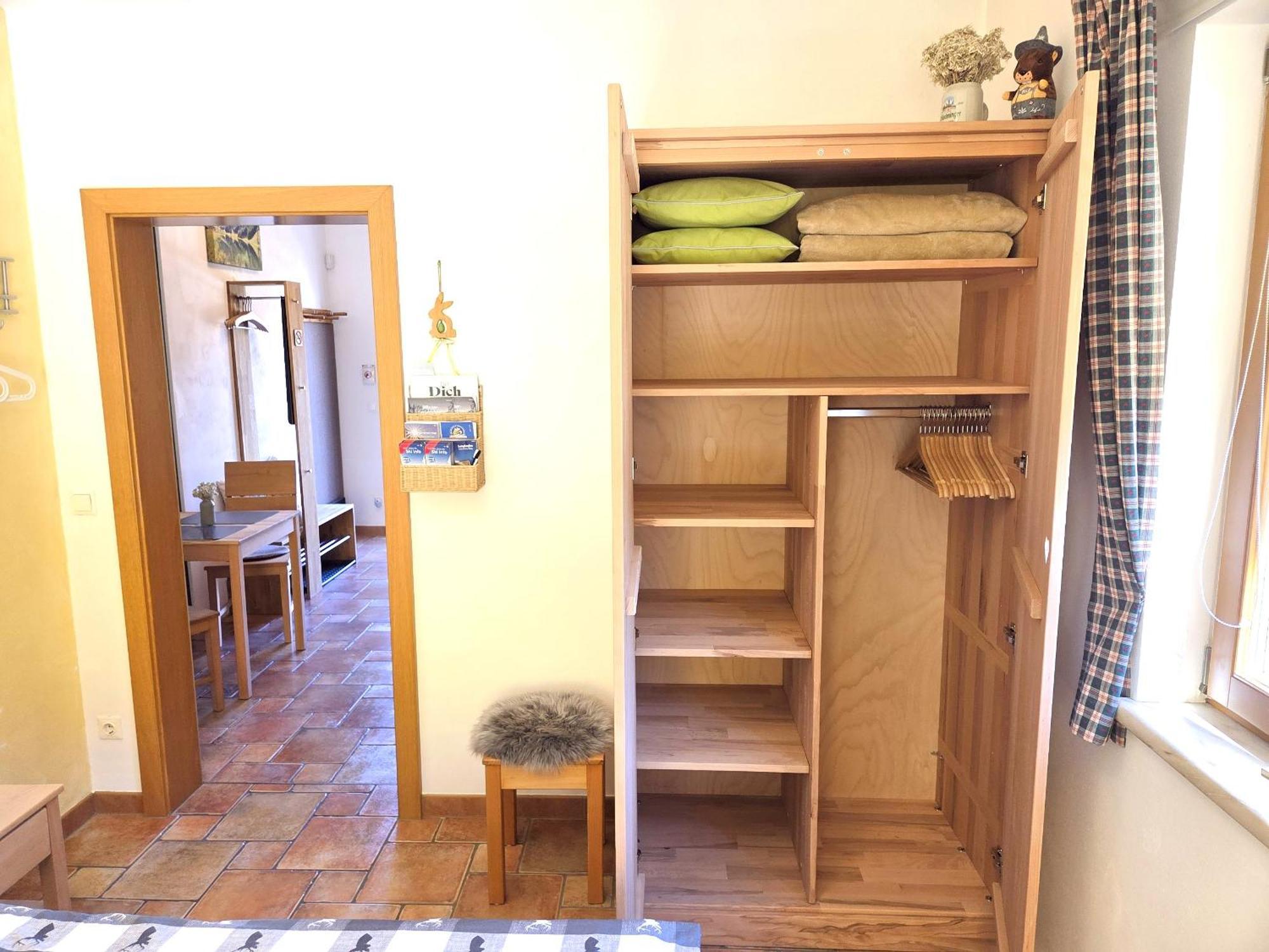 Appartement Bergtraeume Haus im Ennstal Luaran gambar